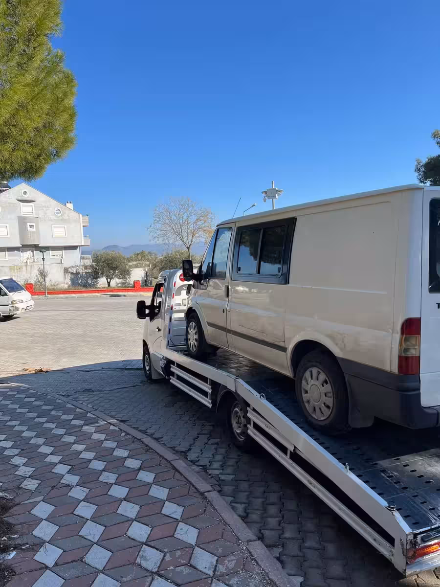 Manisa Kırkağaç 7/24 yol yardım ve oto çekici servisi